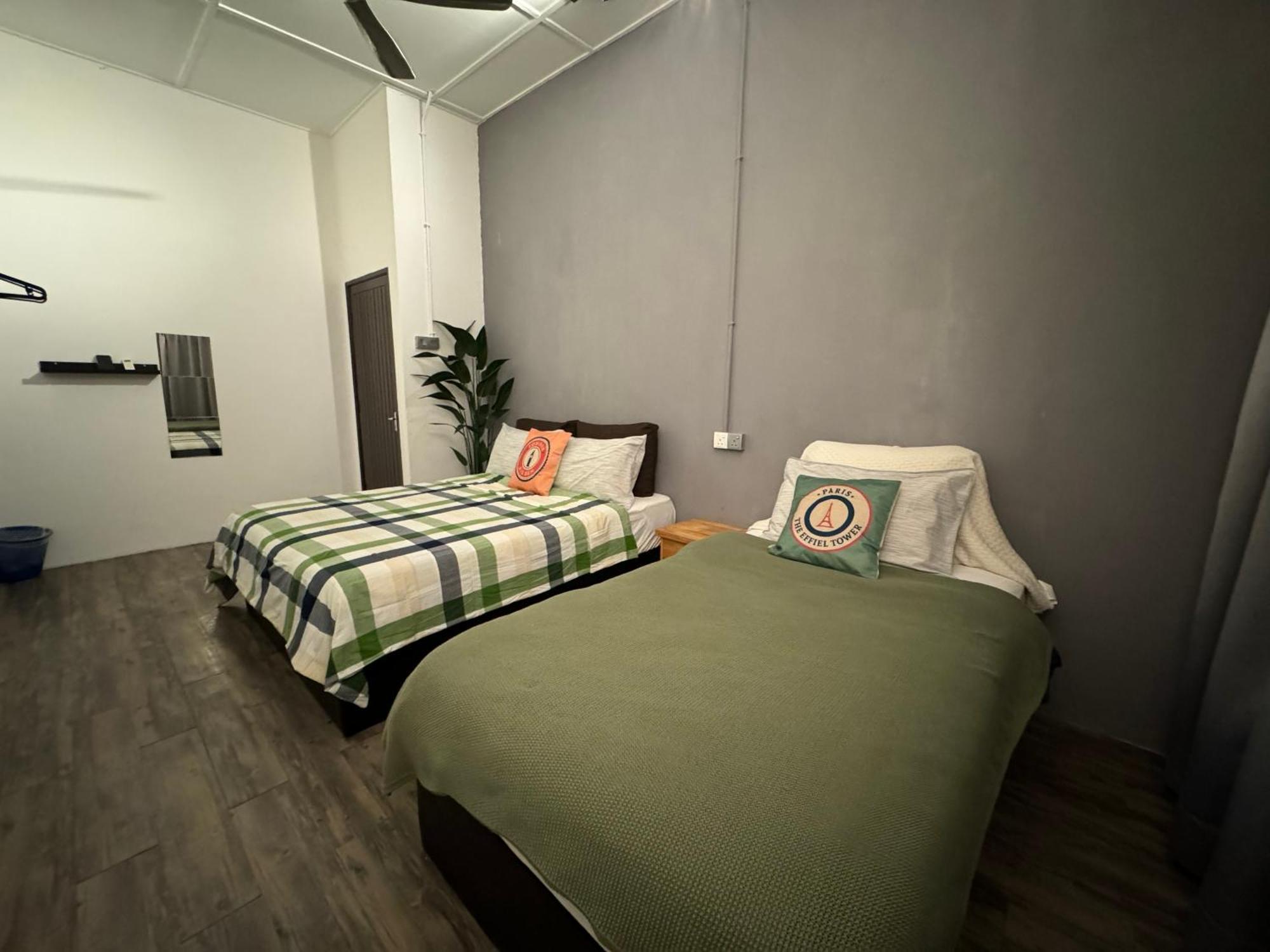 Ipoh Zing Vale - Family & Couple Suite Luaran gambar